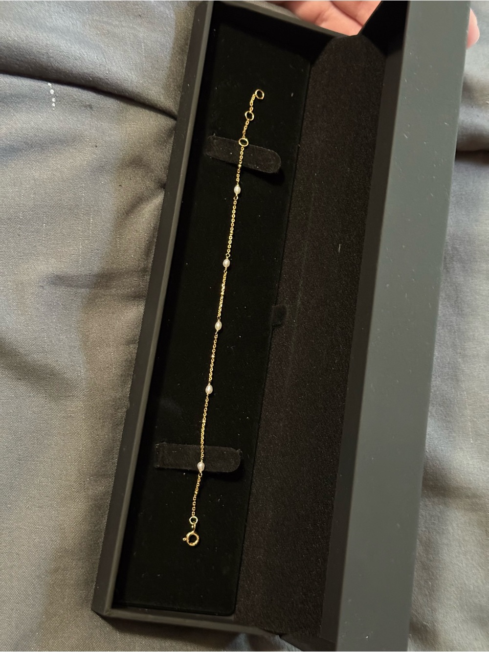 Delicate 24k Gold Chain Bracelet with Pearl Accents